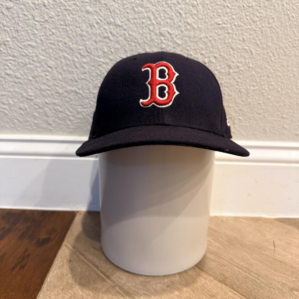 Boston Red Sox Hat Mens 7 1/4 Navy Blue USA MADE MLB Baseball New Era 59FIFTY